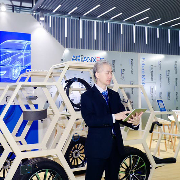 3_ARLANXEO’s-showcasing-its-new-3D-auto-model-APP_square.jpg Image